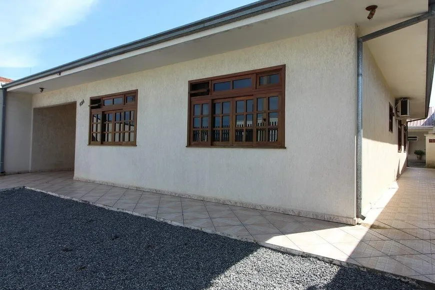 Foto 1 de Casa com 3 Quartos à venda, 200m² em São Pedro, São José dos Pinhais