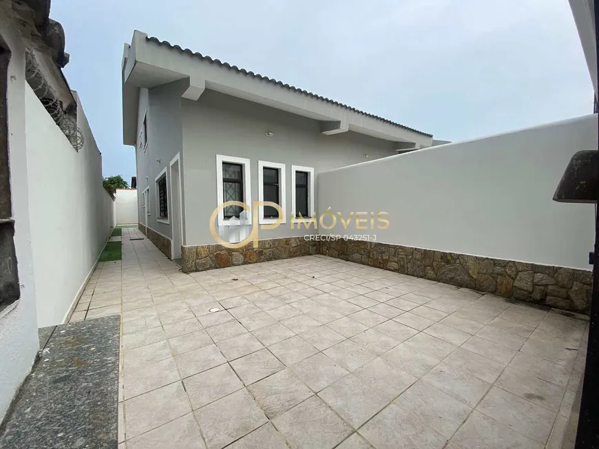 Foto 1 de Casa com 2 Quartos à venda, 100m² em Maracanã, Praia Grande