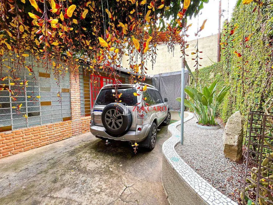 Foto 1 de Sobrado com 3 Quartos à venda, 175m² em Jardim Presidente Dutra, Guarulhos
