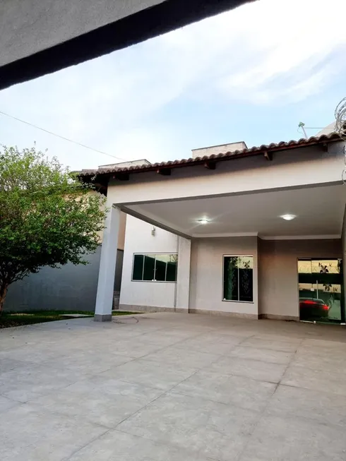 Foto 1 de Casa com 4 Quartos à venda, 153m² em Moinho dos Ventos, Goiânia