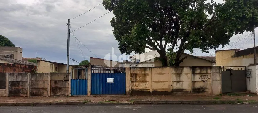 Foto 1 de Lote/Terreno à venda, 540m² em Marta Helena, Uberlândia