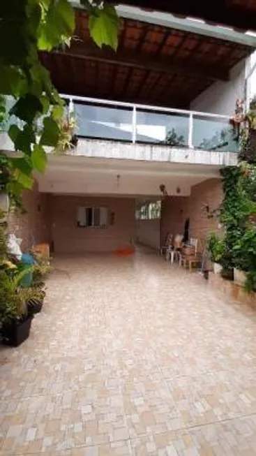 Foto 1 de Casa com 2 Quartos à venda, 181m² em Jardim Maramba, Itanhaém