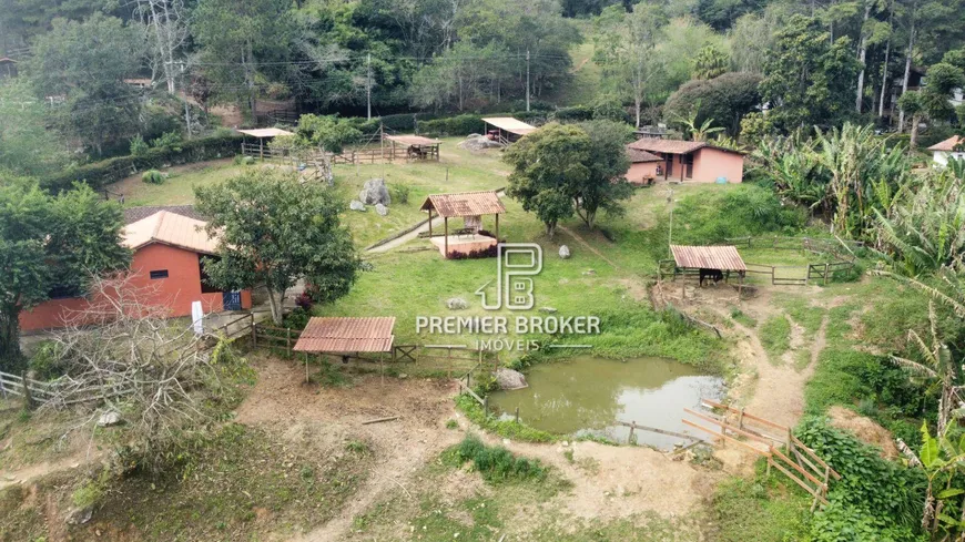 Foto 1 de Fazenda/Sítio com 3 Quartos à venda, 300m² em Vargem Grande, Teresópolis