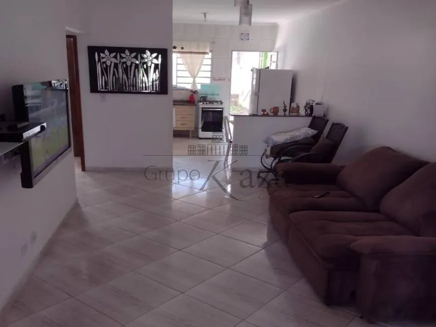 Foto 1 de Casa com 2 Quartos à venda, 140m² em Parque dos Principes, Jacareí