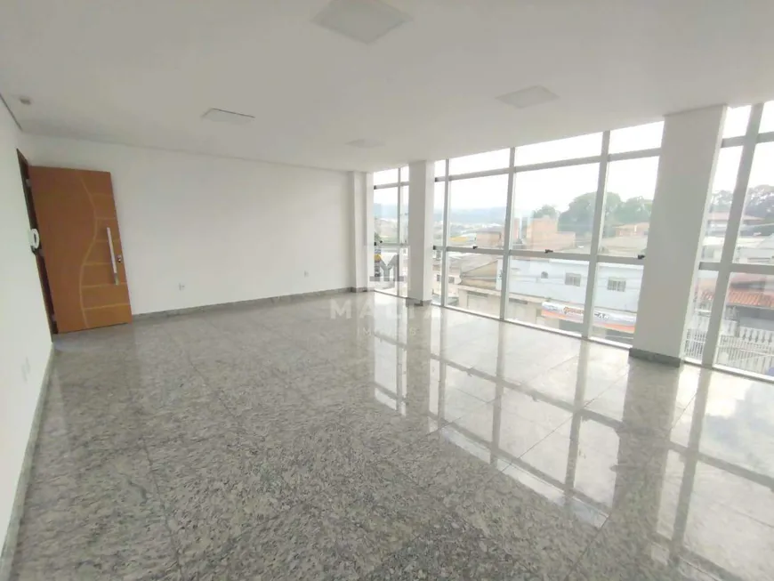 Foto 1 de Sala Comercial para alugar, 35m² em Tirol, Belo Horizonte