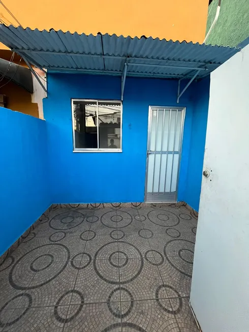 Foto 1 de Casa com 1 Quarto para alugar, 40m² em Jardim Meriti, São João de Meriti