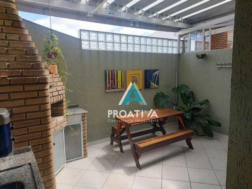 Foto 1 de Sobrado com 3 Quartos à venda, 165m² em Vila Scarpelli, Santo André