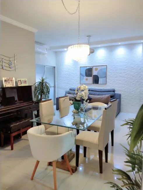 Foto 1 de Apartamento com 3 Quartos à venda, 141m² em Alvorada, Cuiabá