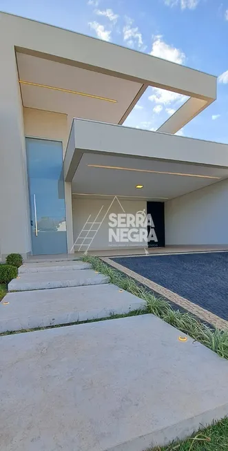 Foto 1 de Casa de Condomínio com 4 Quartos à venda, 300m² em Setor Habitacional Arniqueira, Brasília