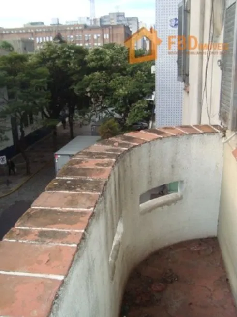 Foto 1 de Apartamento com 2 Quartos à venda, 75m² em Centro Histórico, Porto Alegre