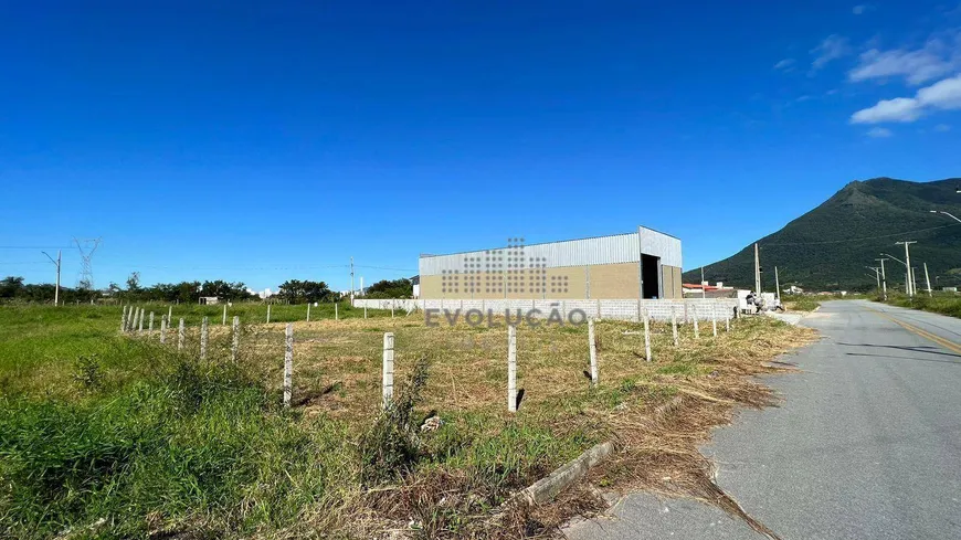 Foto 1 de Lote/Terreno à venda, 360m² em Guarda do Cubatão, Palhoça