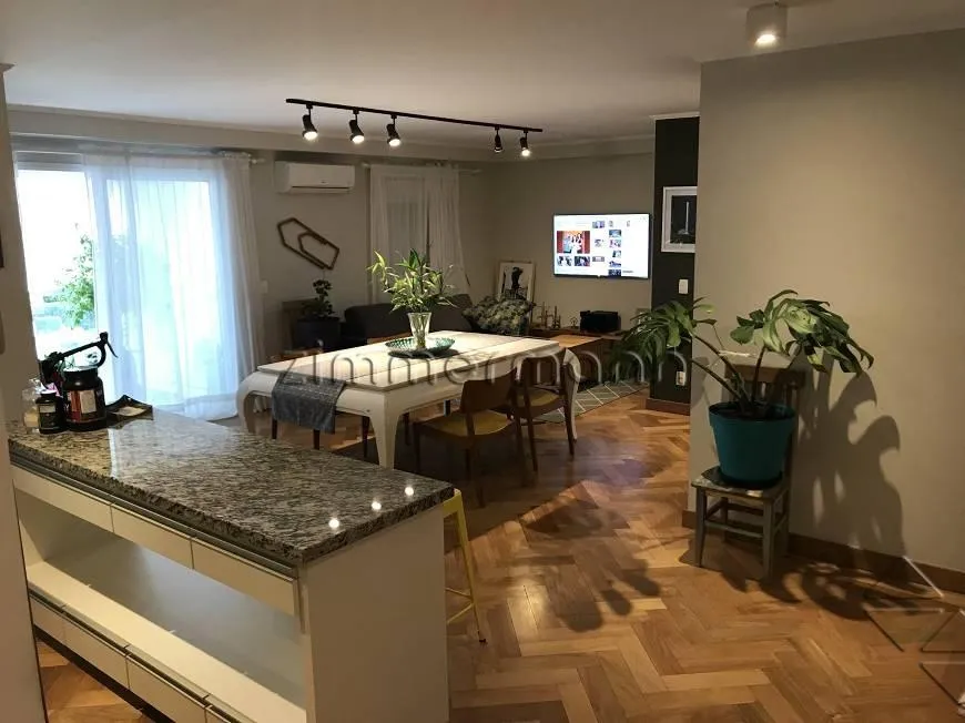 Foto 1 de Apartamento com 2 Quartos à venda, 78m² em Alto de Pinheiros, São Paulo