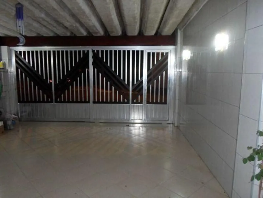 Foto 1 de Sobrado com 3 Quartos à venda, 220m² em Vila Império, São Paulo