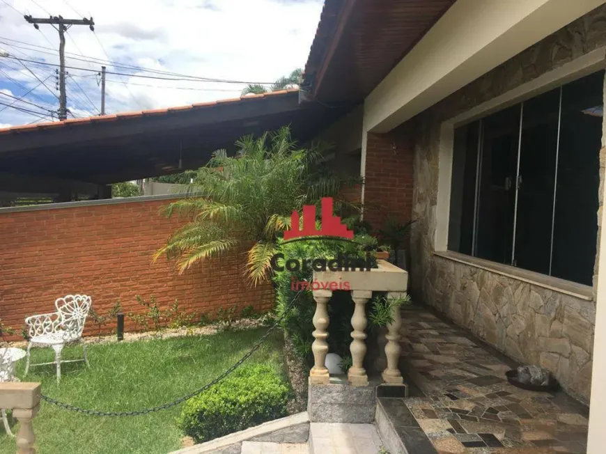 Foto 1 de Casa com 4 Quartos à venda, 246m² em Jardim Ipiranga, Americana