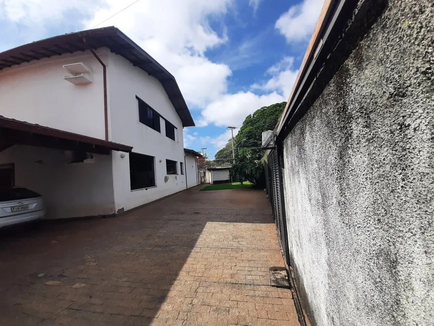 Foto 1 de Sobrado com 3 Quartos para alugar, 300m² em Nova Campinas, Campinas