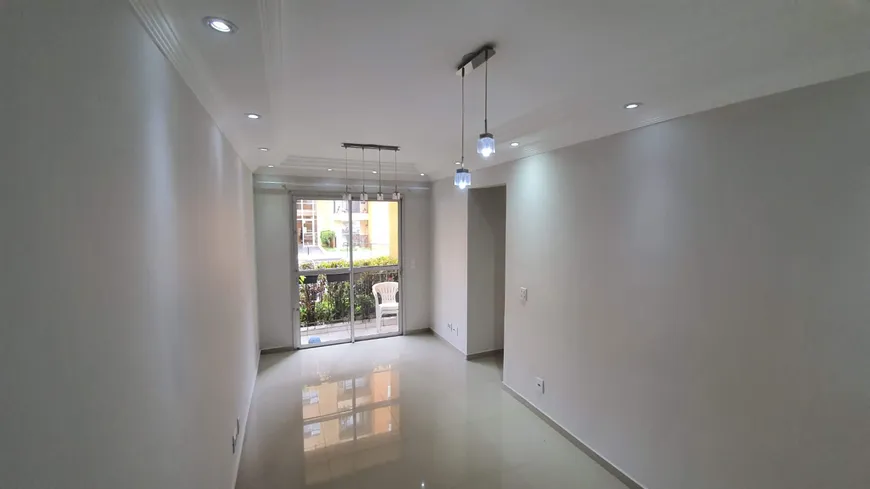 Foto 1 de Apartamento com 3 Quartos à venda, 55m² em Jardim Sao Luiz, Jandira