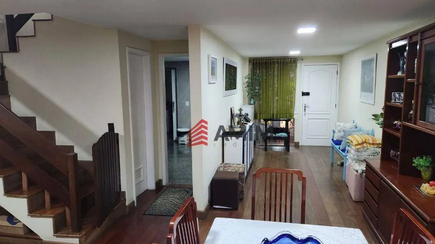 Foto 1 de Casa de Condomínio com 4 Quartos à venda, 200m² em Ingá, Niterói