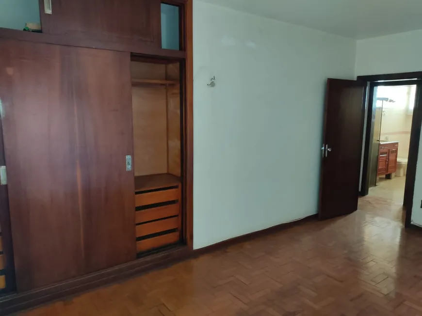 Foto 1 de Apartamento com 4 Quartos à venda, 150m² em Centro, Bauru