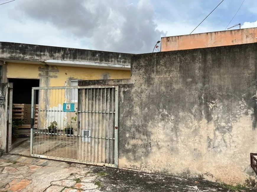 Foto 1 de Casa com 3 Quartos à venda, 183m² em Vila Bela Vista, Araraquara