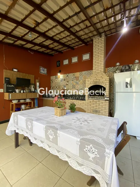 Foto 1 de Casa com 4 Quartos à venda, 195m² em Colina de Laranjeiras, Serra