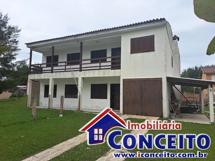 Foto 1 de Casa com 8 Quartos à venda, 825m² em Ipiranga, Imbé