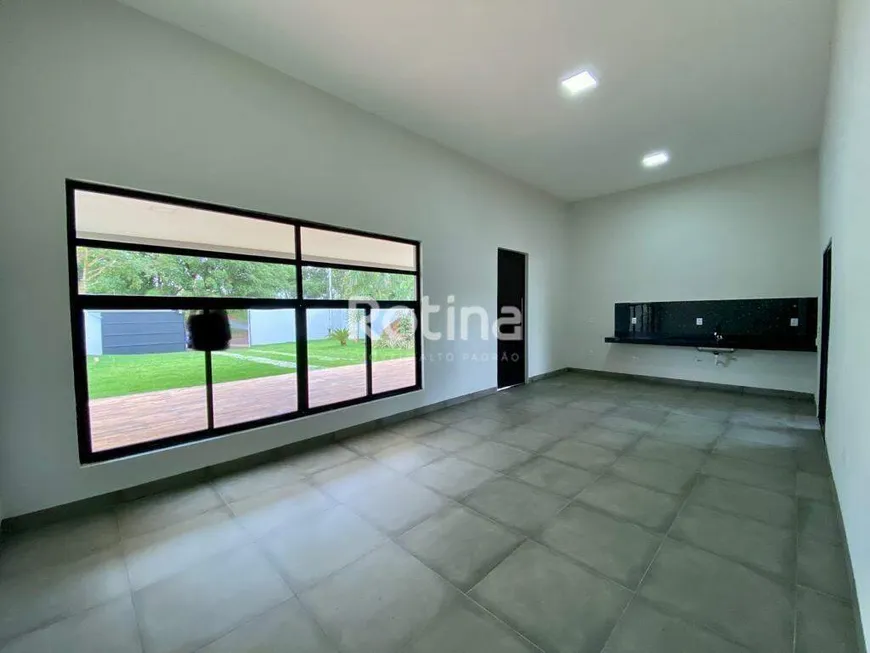 Foto 1 de Fazenda/Sítio com 3 Quartos à venda, 240m² em Chacara Represa de Miranda, Uberlândia