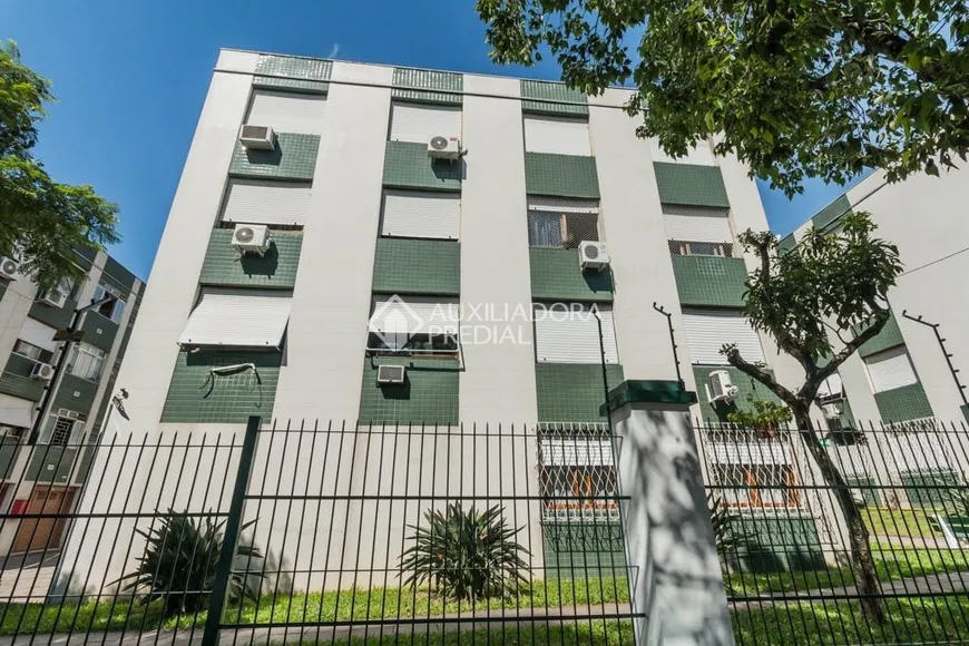 Foto 1 de Apartamento com 3 Quartos para alugar, 93m² em Vila Ipiranga, Porto Alegre
