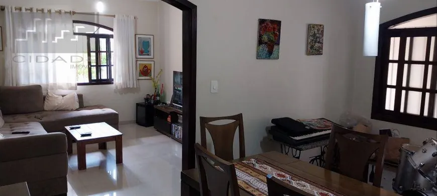 Foto 1 de Casa com 3 Quartos à venda, 320m² em Mogi Moderno, Mogi das Cruzes