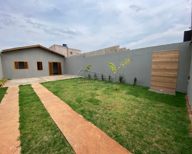 Foto 1 de Casa com 2 Quartos à venda, 75m² em Água Branca, Piracicaba