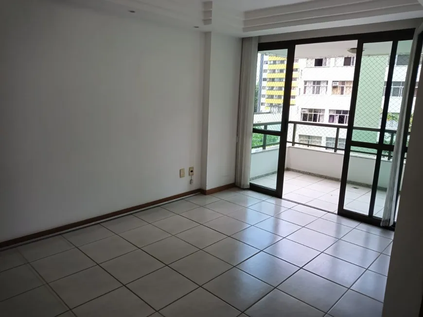 Foto 1 de Apartamento com 2 Quartos à venda, 64m² em Barra, Salvador