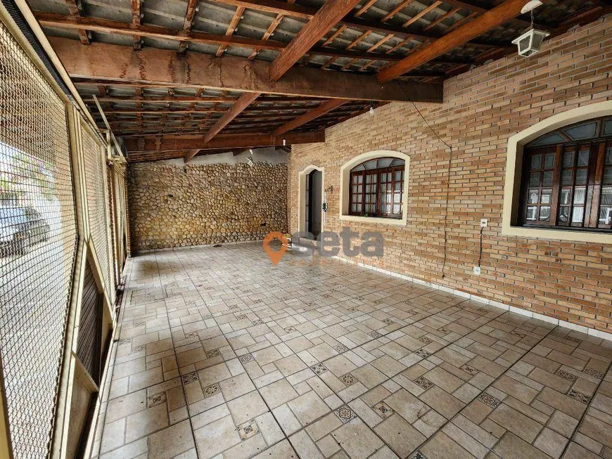 Foto 1 de Casa com 3 Quartos à venda, 175m² em Jardim das Indústrias, São José dos Campos