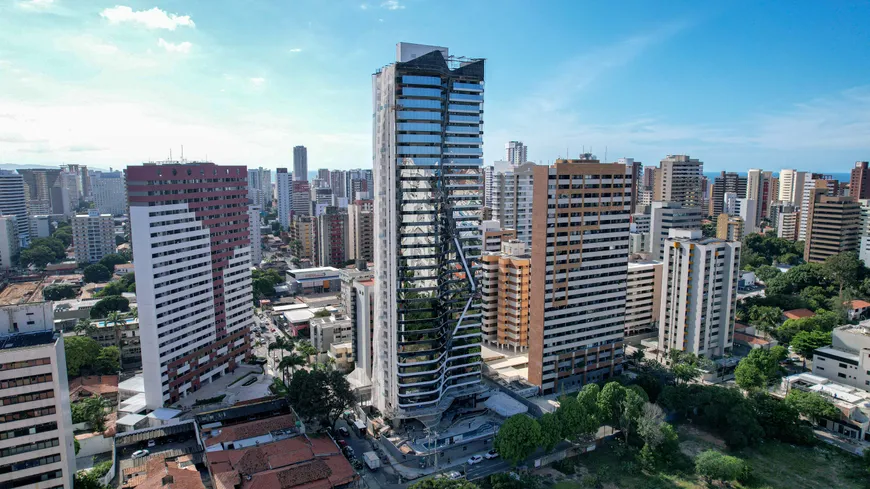 Foto 1 de Apartamento com 4 Quartos à venda, 311m² em Meireles, Fortaleza