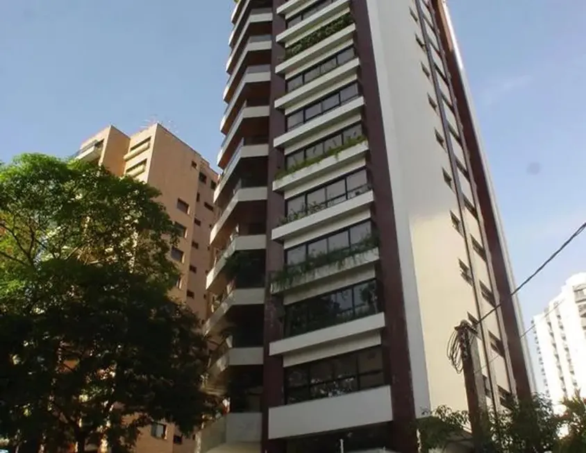 Foto 1 de Apartamento com 4 Quartos à venda, 215m² em Indianópolis, São Paulo