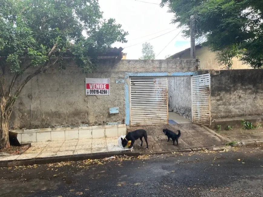 Foto 1 de Casa com 3 Quartos à venda, 90m² em Conjunto Cachoeira Dourada, Goiânia