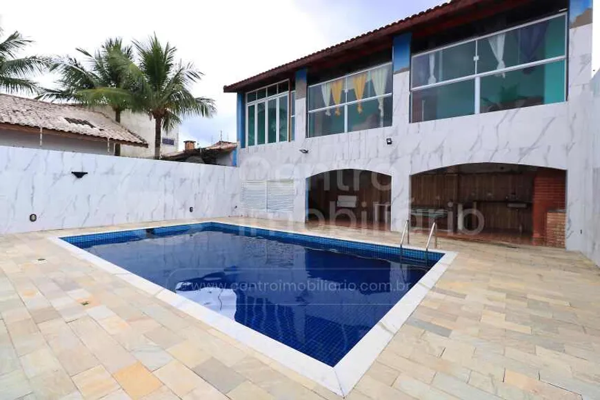 Foto 1 de Casa com 2 Quartos à venda, 357m² em Stella Maris, Peruíbe