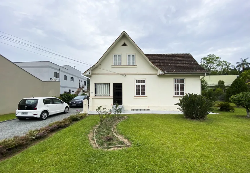 Foto 1 de Casa com 4 Quartos à venda, 188m² em Garcia, Blumenau
