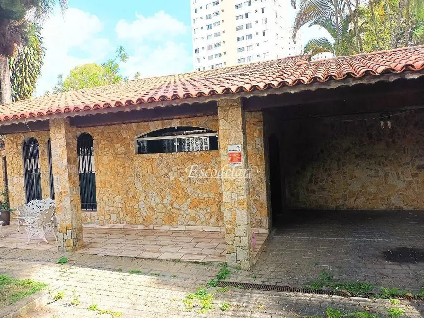 Foto 1 de Casa com 4 Quartos à venda, 231m² em Horto Florestal, São Paulo