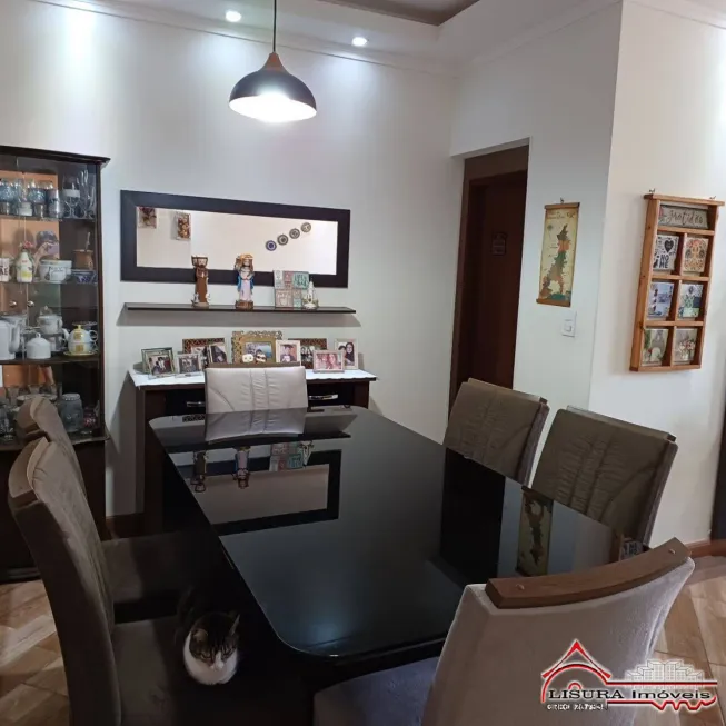 Foto 1 de Apartamento com 3 Quartos à venda, 88m² em Parque Santo Antônio, Jacareí