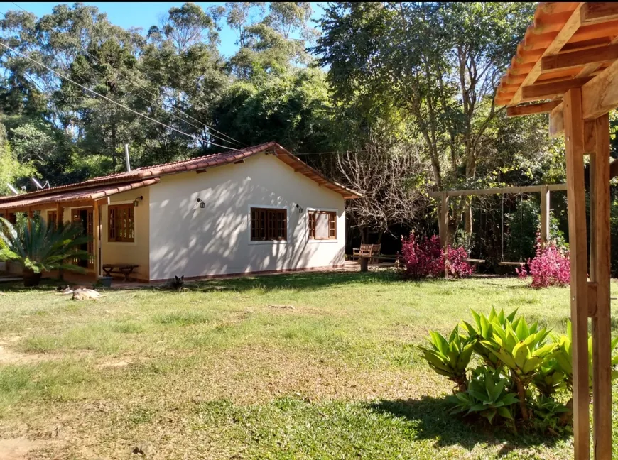 Foto 1 de Fazenda/Sítio à venda, 1000m² em Zona Rural, Delfim Moreira