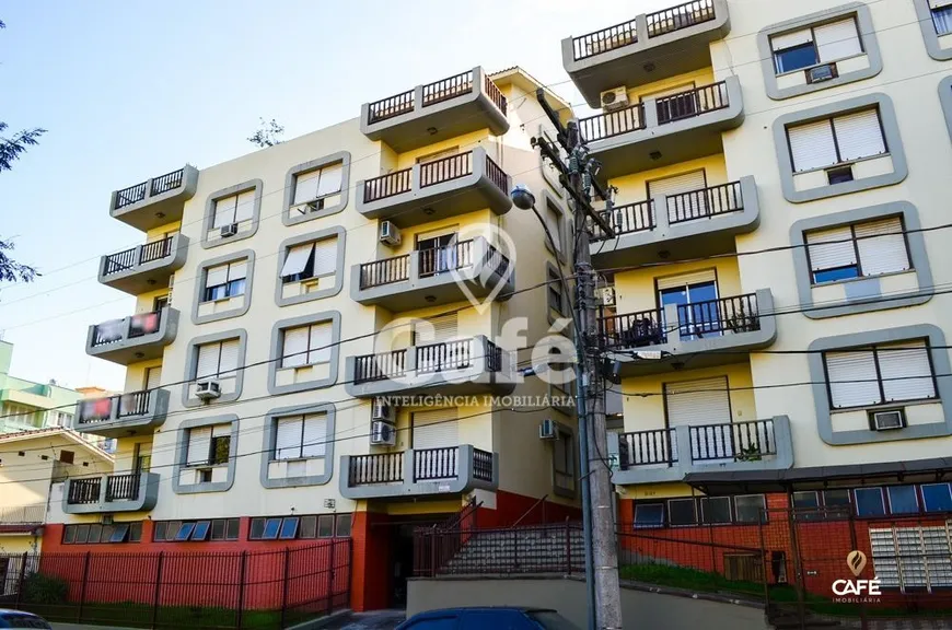 Foto 1 de Apartamento com 4 Quartos à venda, 112m² em Centro, Santa Maria