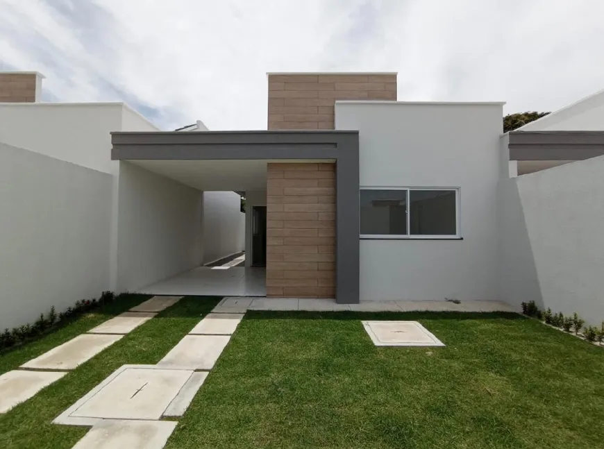 Foto 1 de Casa com 2 Quartos à venda, 70m² em Pires Façanha, Eusébio