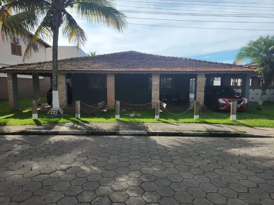 Foto 1 de Casa de Condomínio com 3 Quartos à venda, 150m² em Massaguaçu, Caraguatatuba