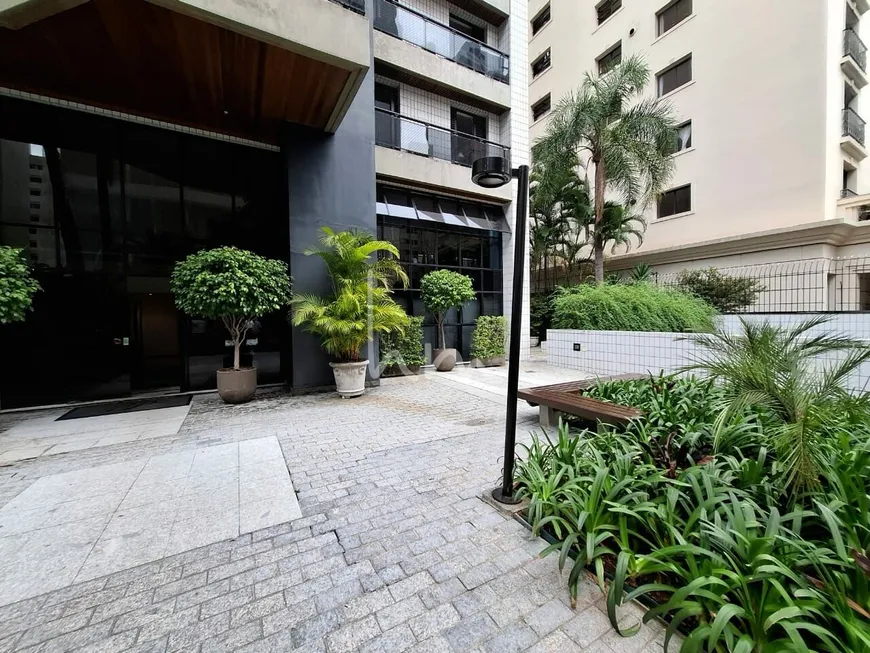 Foto 1 de Apartamento com 4 Quartos para venda ou aluguel, 245m² em Consolação, São Paulo