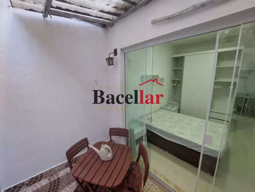 Foto 1 de Apartamento com 2 Quartos à venda, 55m² em Ipanema, Rio de Janeiro