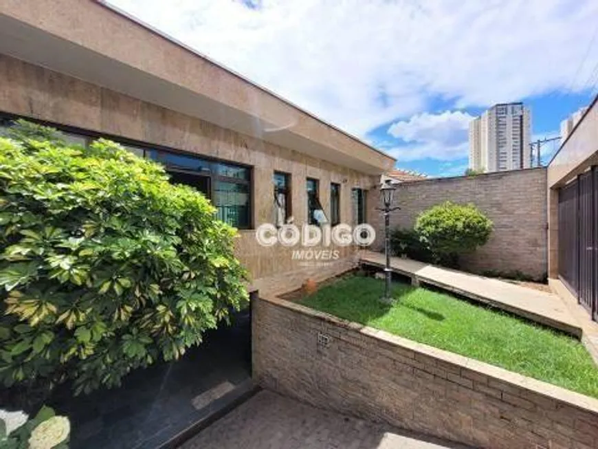 Foto 1 de Casa com 3 Quartos para alugar, 260m² em Centro, Guarulhos