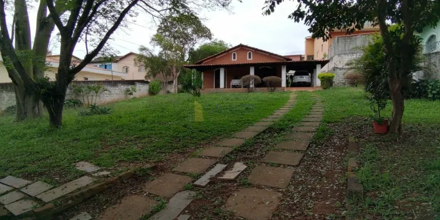 Foto 1 de  com 3 Quartos à venda, 200m² em Jardim São Luís, Santana de Parnaíba