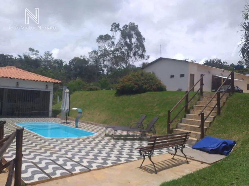 Foto 1 de Fazenda/Sítio com 3 Quartos à venda, 2750m² em Centro, Aragoiânia