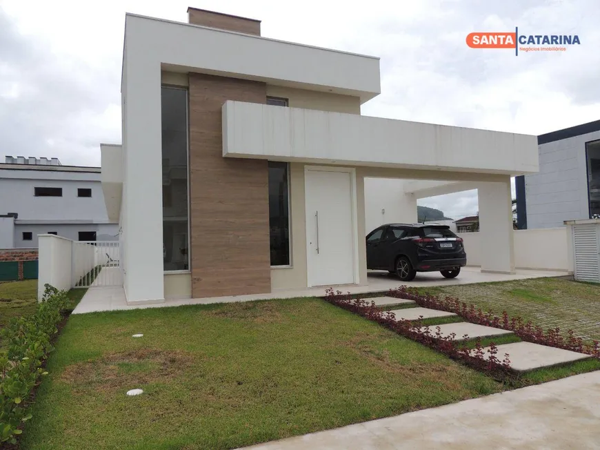 Foto 1 de Casa de Condomínio com 4 Quartos à venda, 412m² em Santa Regina, Camboriú