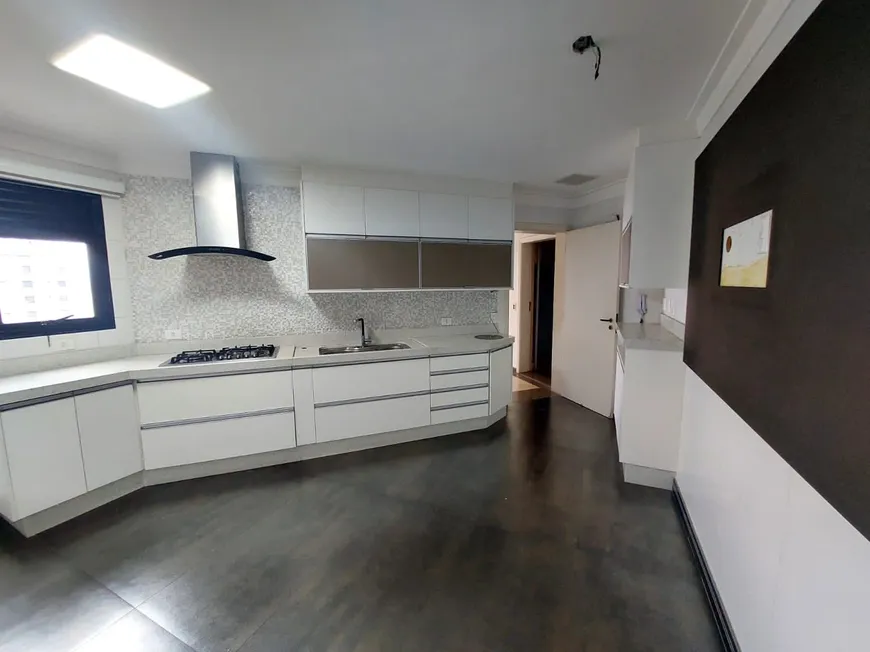 Foto 1 de Apartamento com 3 Quartos à venda, 165m² em Santa Paula, São Caetano do Sul