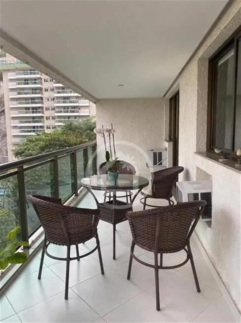 Foto 1 de Apartamento com 3 Quartos à venda, 108m² em Botafogo, Rio de Janeiro
